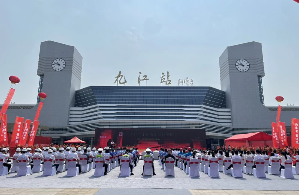 九江鐵路局宿舍定制22KW無(wú)負(fù)壓成套供水設(shè)備一臺(tái)